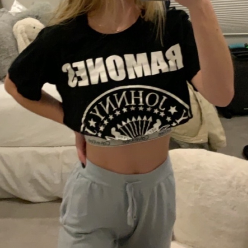 RAMONES Band Tee Half Shirt